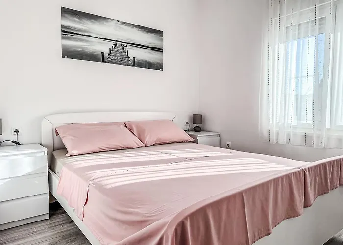 Sara By Interhome * זאדאר