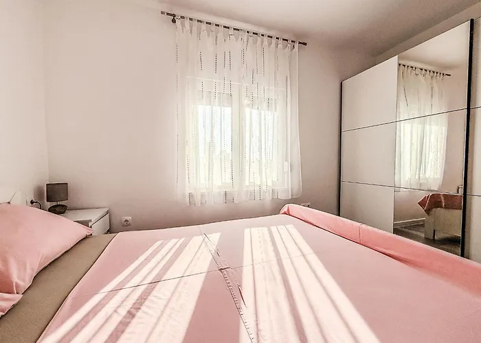 Sara By Interhome * זאדאר