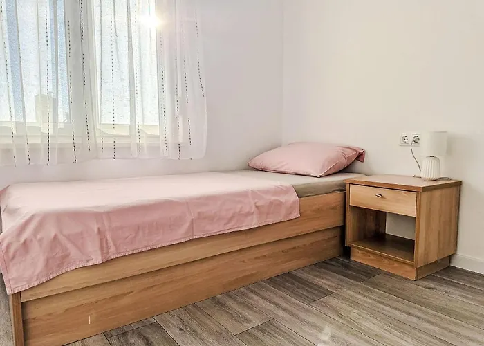 Sara By Interhome זאדאר